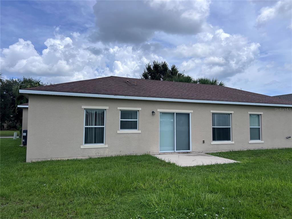 Building Photo - 3510 Yacht Club Ct