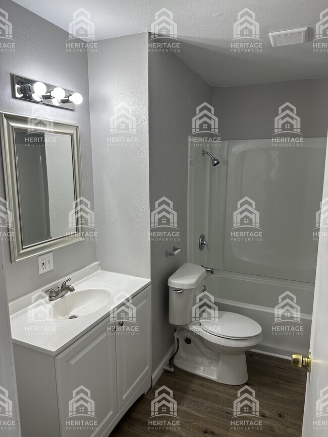 Foto del edificio - 4730 Eden Ln