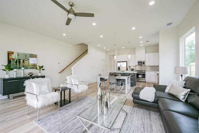 Foto del edificio - 5630 Balbo St