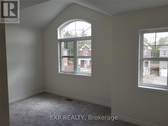 Building Photo - 288 Ridge Rd