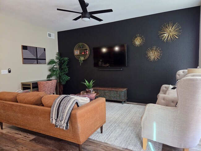 Foto del edificio - 18250 N Cave Creek Rd