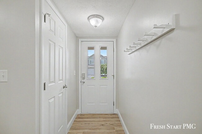 Building Photo - 4051 Rivertown Ln SW