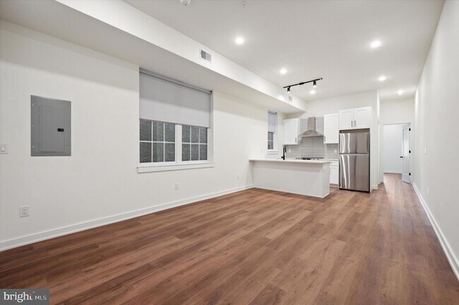 Photo - 2513 N Howard St Apartment