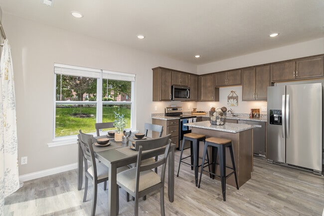 Foto del edificio - 2301 Point Pl