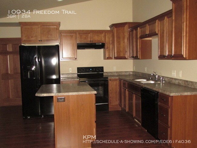Building Photo - 10934 Freedom Trail