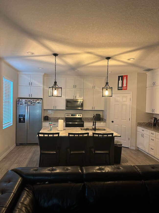 Foto del edificio - 8924 N Highland Ave