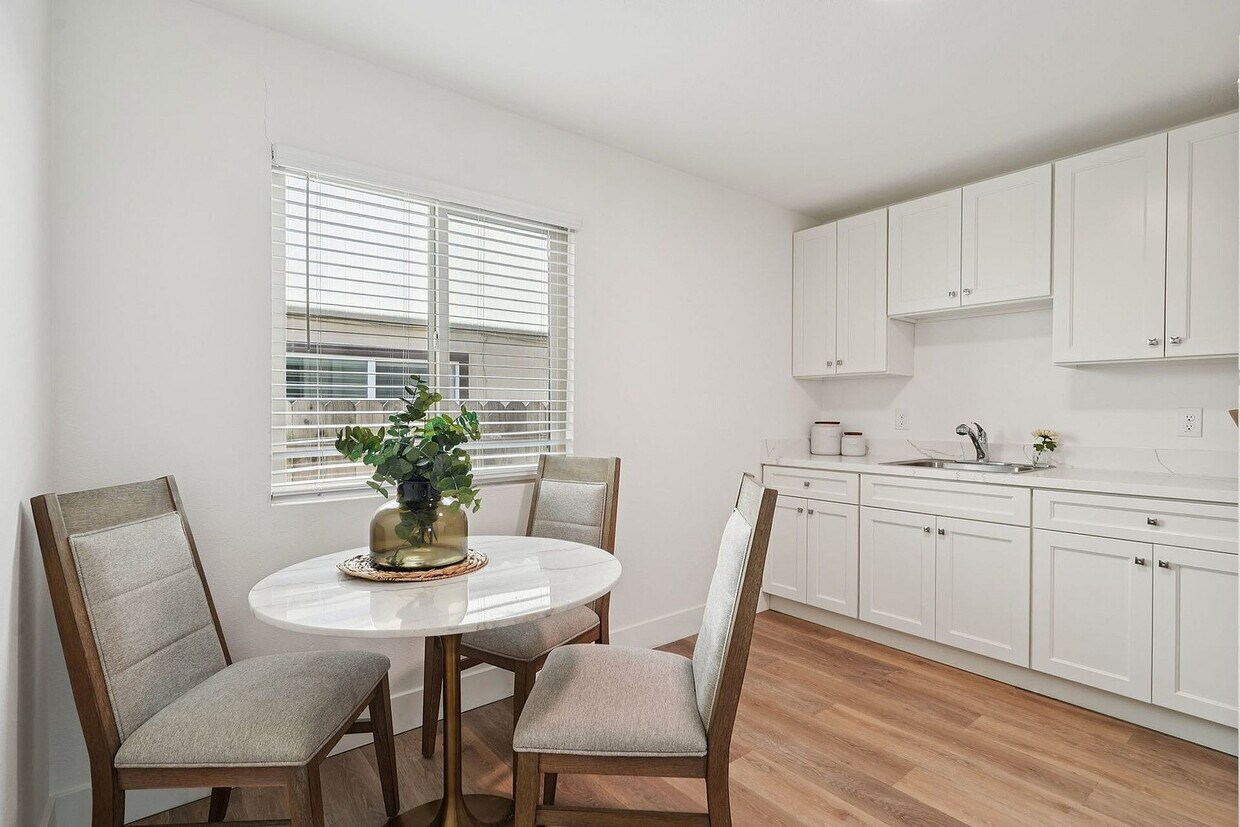 Foto principal - Midtown Haven Apartments