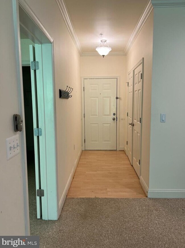 Foto del edificio - 4806 Mantlewood Way