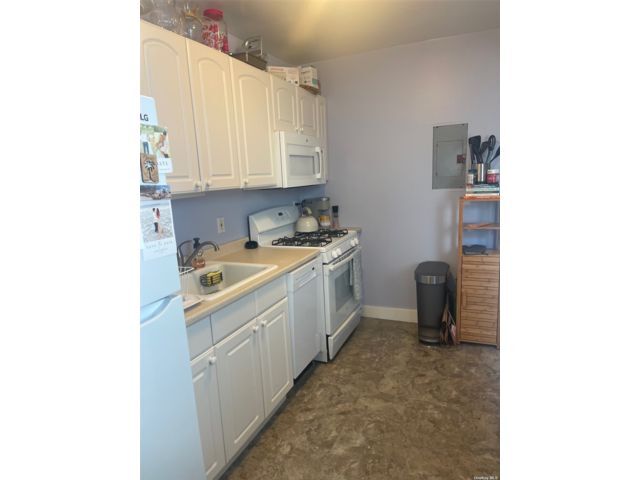 Building Photo - 43 Kentucky St