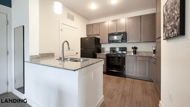 Foto del edificio - 2115 Windsor Blvd