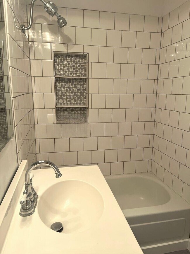 Foto del edificio - 2501 N Orchard Ave