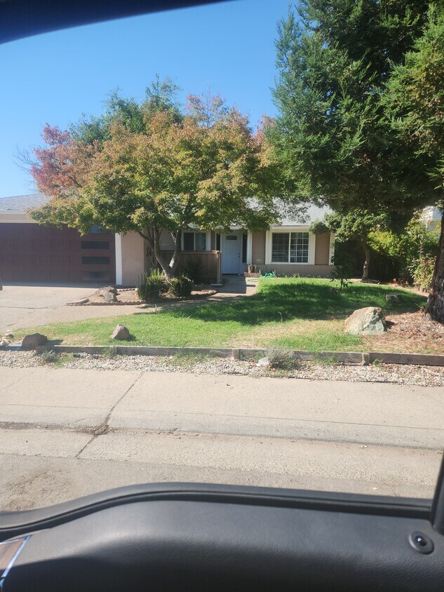 3352 Corbin Way, Sacramento, CA 95827 House for Rent in Sacramento