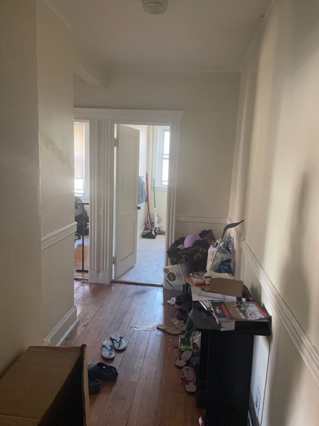 Building Photo - 360 Riverway