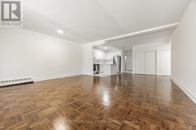 Building Photo - 2500 Bathurst St