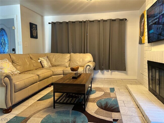 Foto del edificio - 5415 Oxbow St