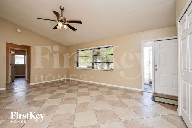 Foto del edificio - 4141 SW 6th Pl