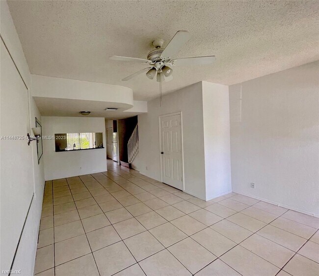 Foto del edificio - 2 br, 1.5 bath House - 39 Simonton Cir