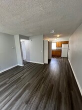 Building Photo - 6911 Karin Ct