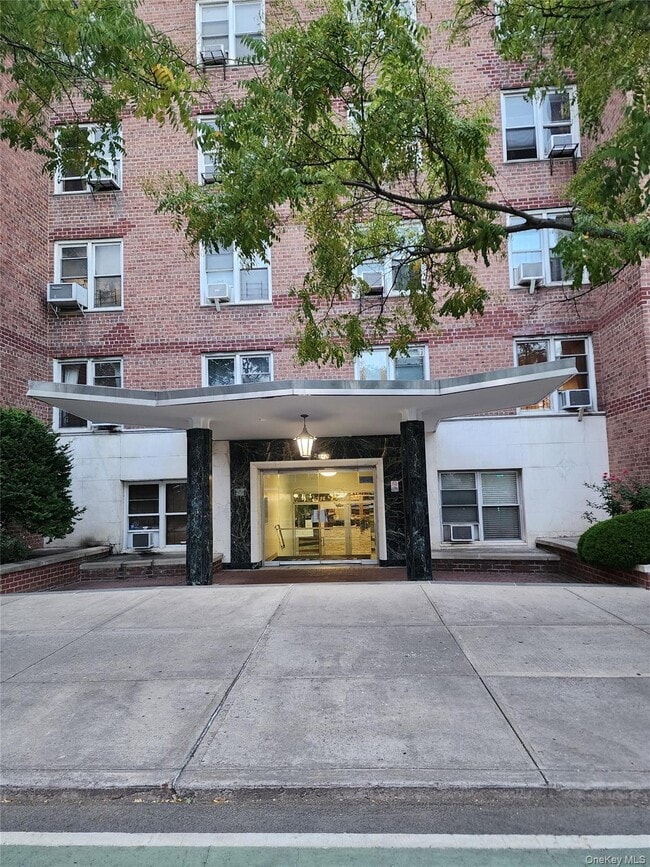 Building Photo - 102-21-102-63 63rd Rd