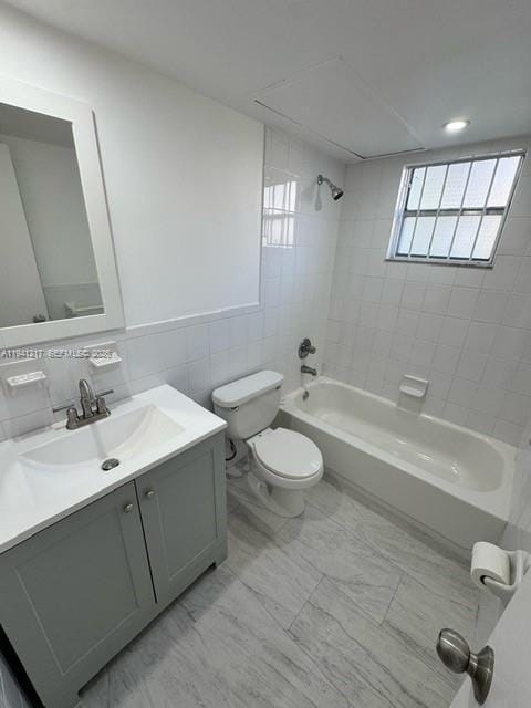 Building Photo - 30 SE 4th Ave