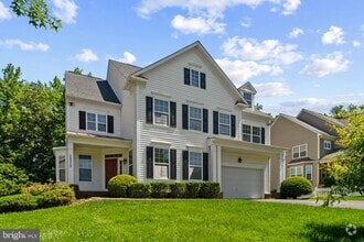 Building Photo - 16316 Sandy Ridge Ct