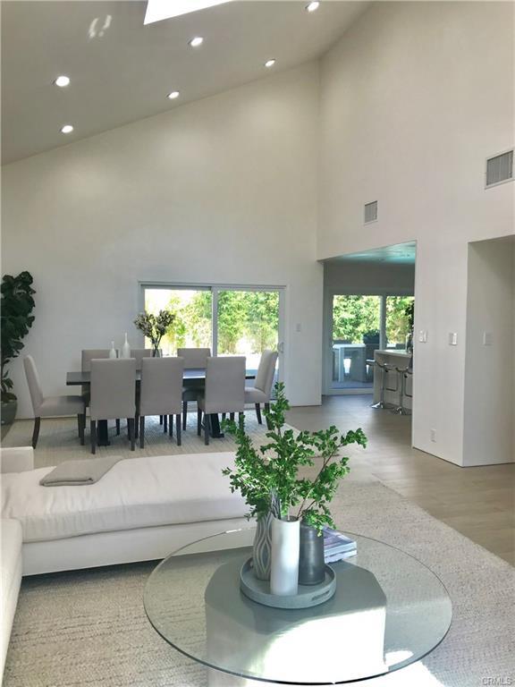 Foto del edificio - 5714 Vantage Ave