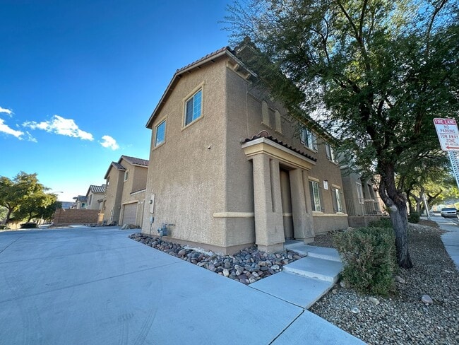 Building Photo - 9757 W Spinnaker Creek Ave