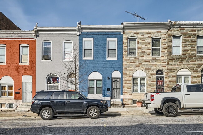Building Photo - 1712 N Washington St