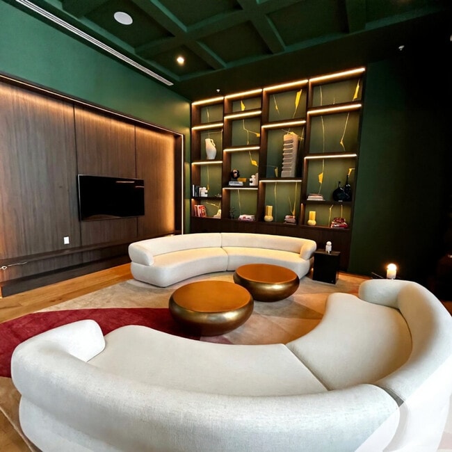 Foto del edificio - 11 NE 6th St