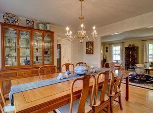 Foto del edificio - 908 Welsh Ln