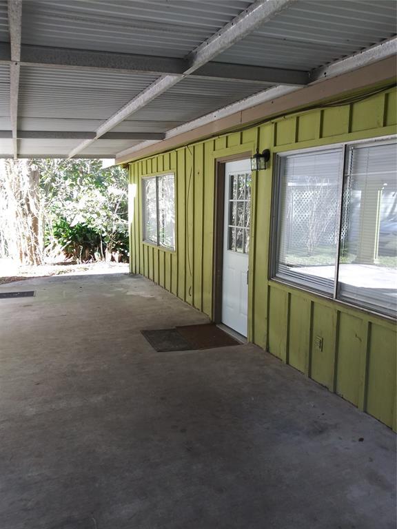 Building Photo - 12305 Pine Oak Dr