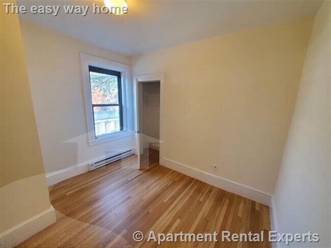 Foto del edificio - 991 Massachusetts Ave