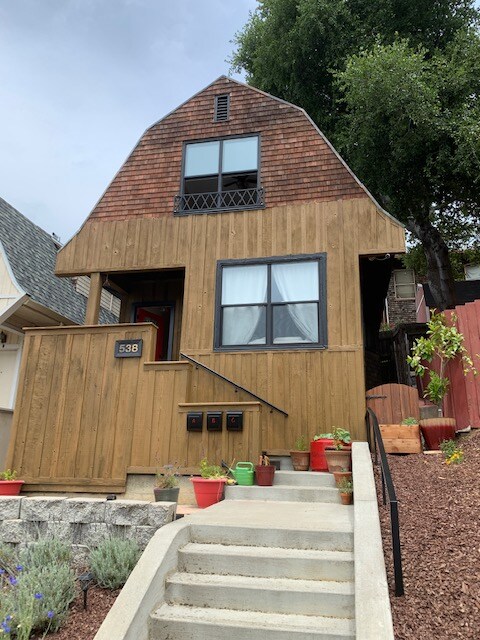 Foto principal - 538 Virginia St