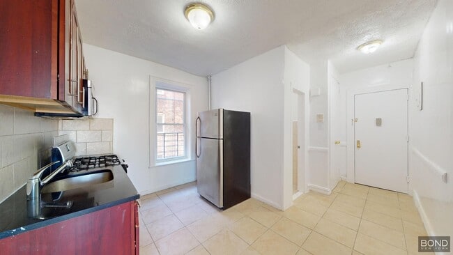 Foto del edificio - 390 Hooper St
