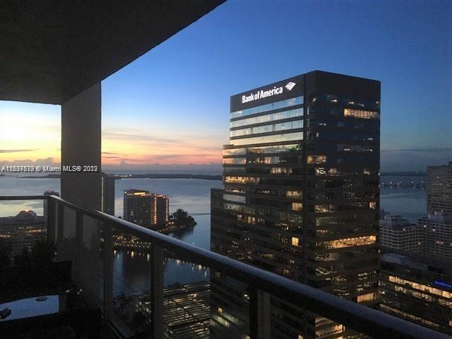 Primary Photo - 500 Brickell Ave