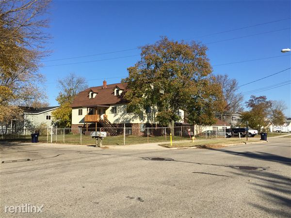 Foto principal - 569 Diekema Ave