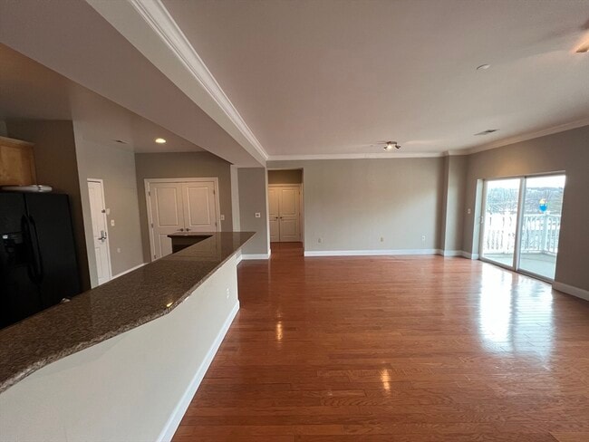 Building Photo - 527 Pawtucket Blvd