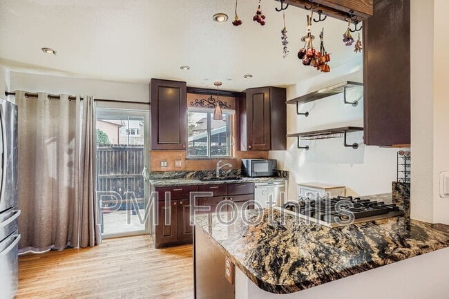 Building Photo - 171 Holman Way