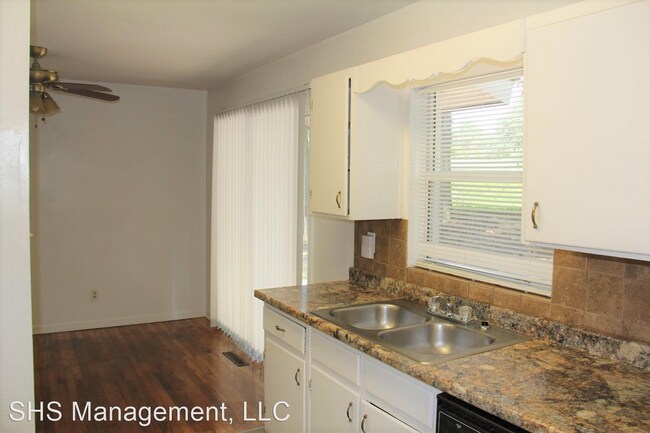 Foto del edificio - 3 br, 1 bath House - 2006 Crabapple Dr.
