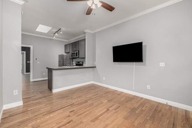 Foto del edificio - 2482 W Argyle Pl