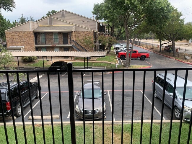 Building Photo - 8109 Skillman St
