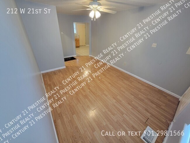 Foto del edificio - 212 W 21st St