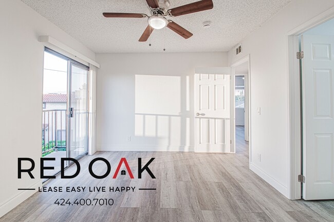 Foto del edificio - 10133 Pinewood Ave