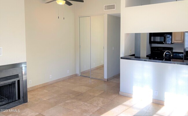 Foto del edificio - 14203 N 19th Ave