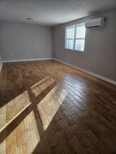 Building Photo - 6995 Dahlia Dr