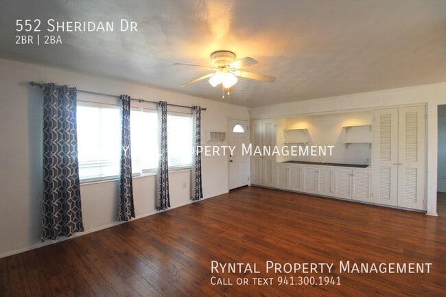 Building Photo - 552 Sheridan Dr