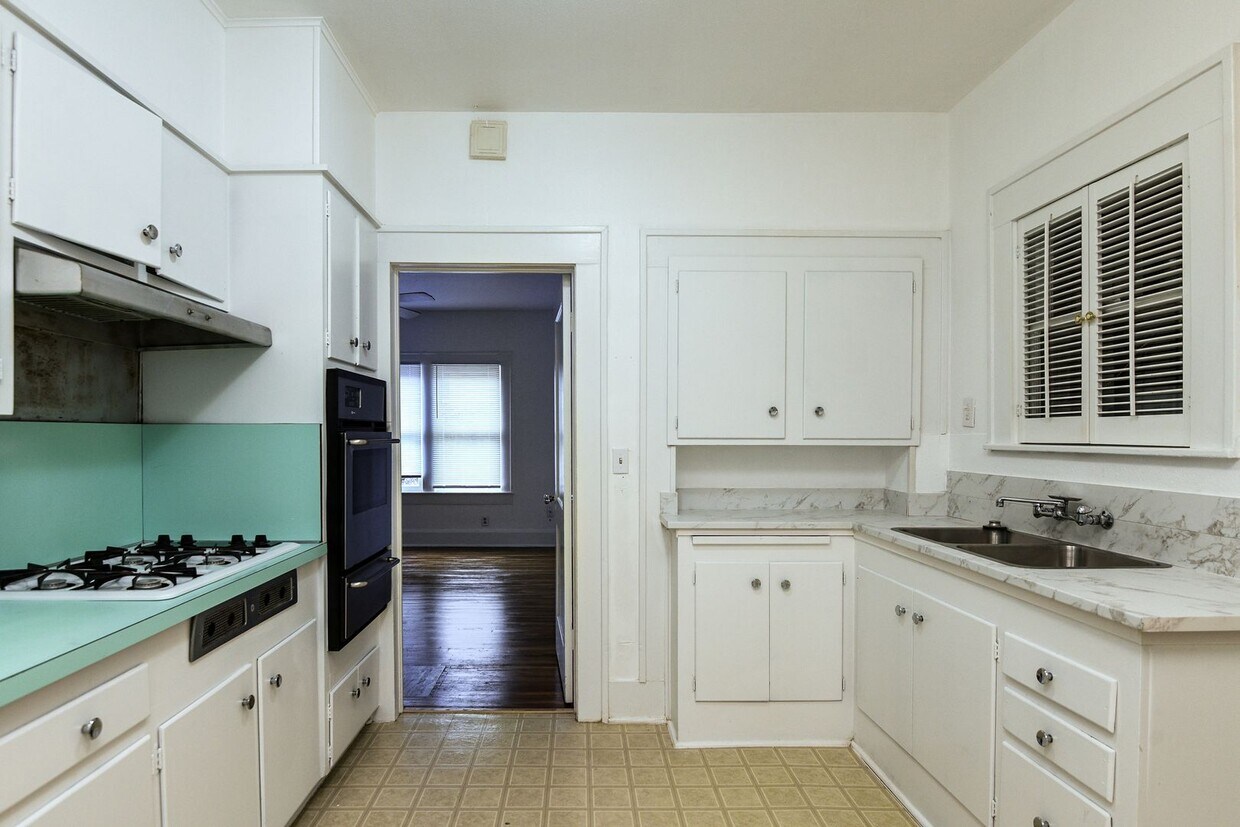 2310 Western Ave, Fort Worth, TX 76107 House Rental in Fort Worth, TX