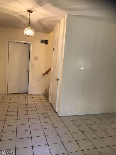 Building Photo - 25 Bowfell Ct