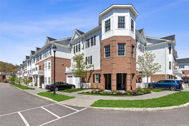 Building Photo - 305 Grist Mill Cir