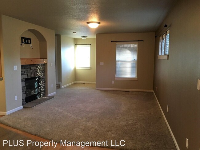Building Photo - 3 br, 2.5 bath House - 20440 Brentwood Ave.
